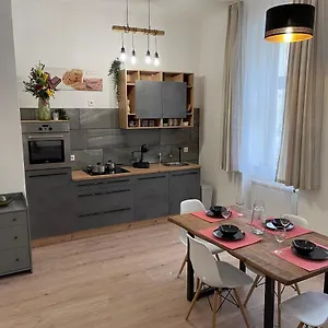 Gesamte Für 4 Personen 8 Apartment