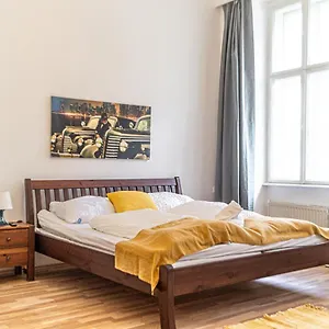 Pleasant 3br Shared Apartment- Ideal For Longstays Apartment